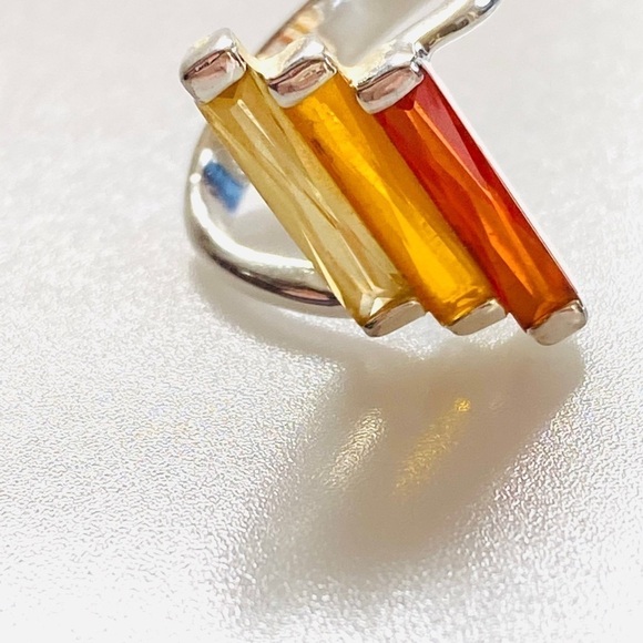 Marsala 925 Sterling Ring CZs 7 3/4 size 5.39g - Picture 9 of 10